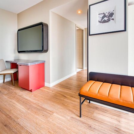 Toor Hotel Toronto, Part Of Jdv By Hyatt Buitenkant foto